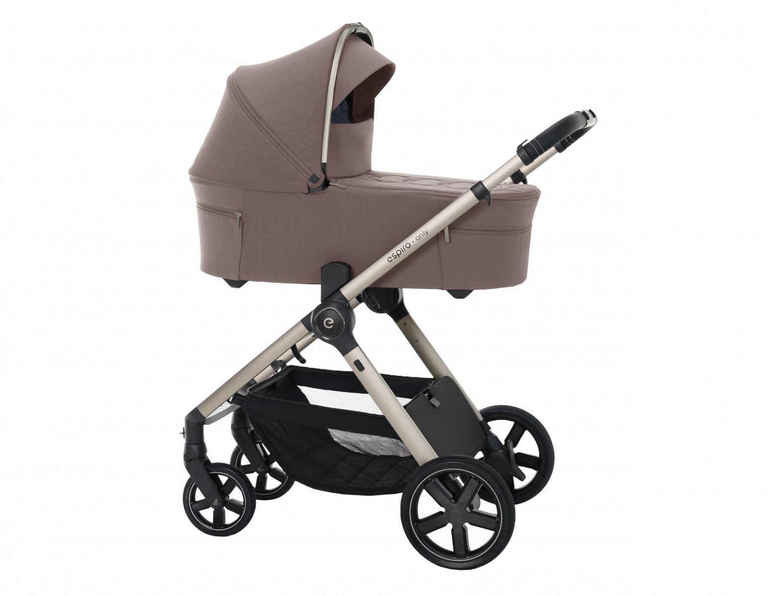 Коричневый