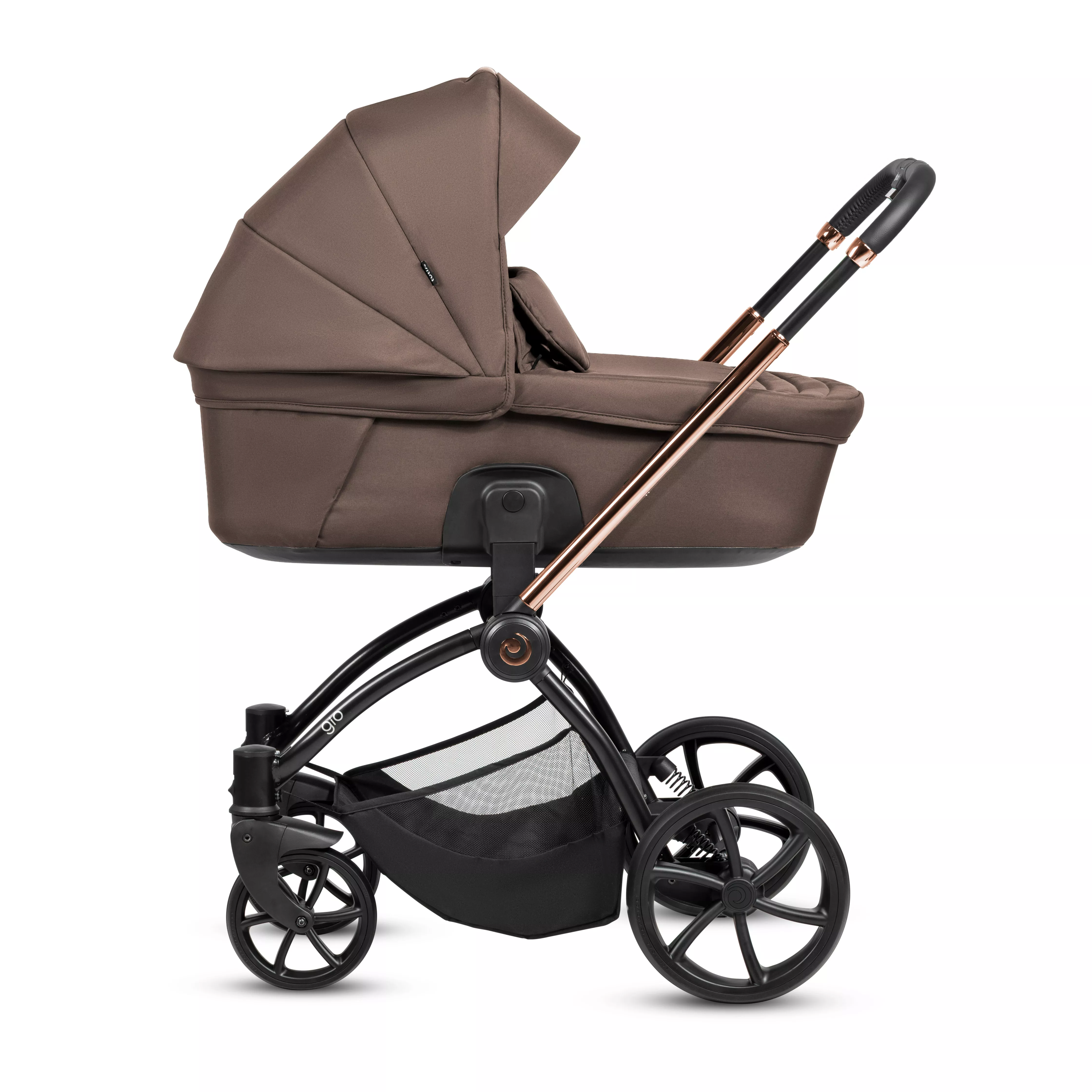 Коричневый