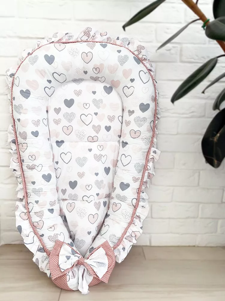 картинка Кокон Гнёздышко для младенца от Компасик.ру гипермаркет детских колясок и автокресел